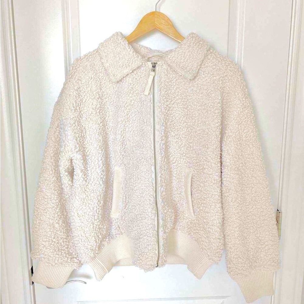 EUC Universal Thread Boucle jacket Large